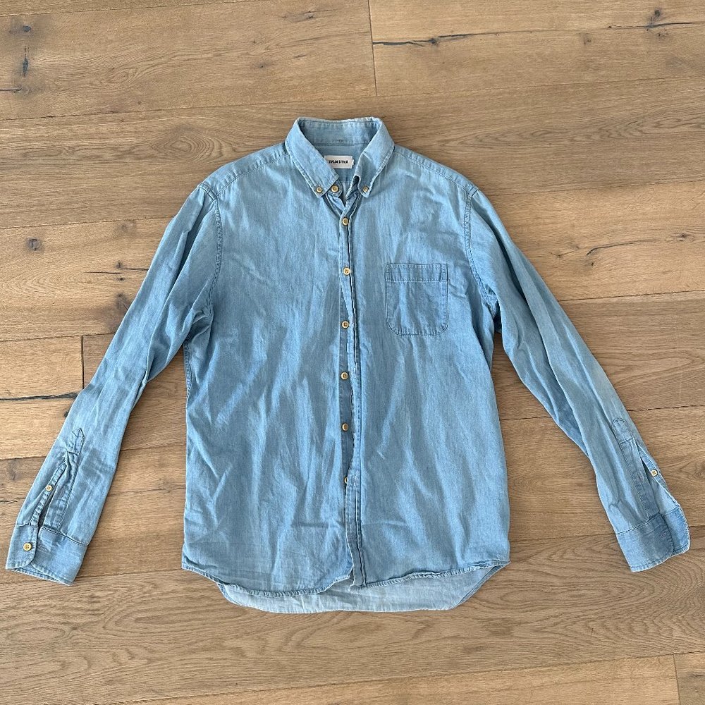 Taylor Stitch Light Blue Casual Button Down Shirt
